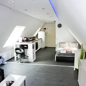 Truth - Queensize Bett - Netflix - Küche , Dortmund Deutschland